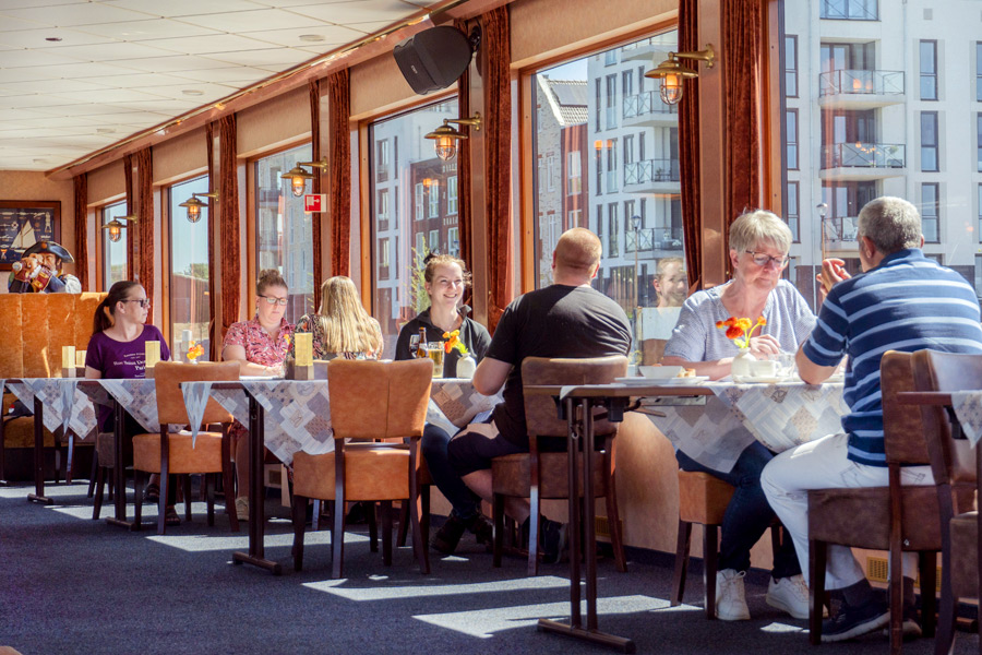 partyservice_nederland_rederij_fortuna_corona_opstelling partyservice_nederland_rederij_fortuna_corona_opstelling